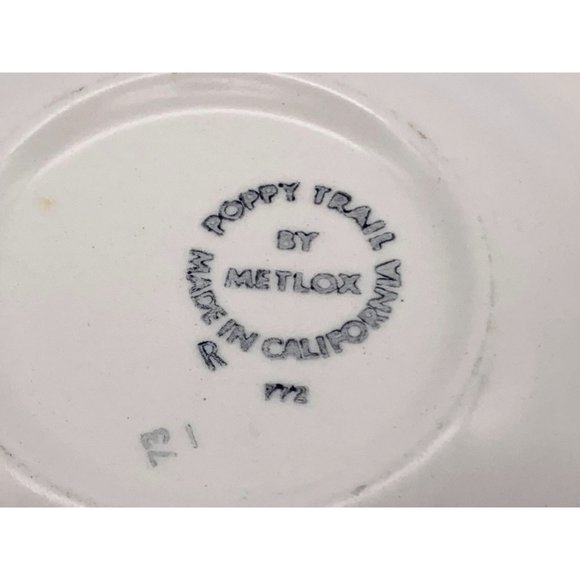 Vintage Metlox Poppytrail Sculptured Daisy - Coffee Cup and Saucer - Picture 5 of 8